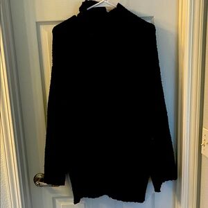 Universal Thread Women’s Long Black Sweater